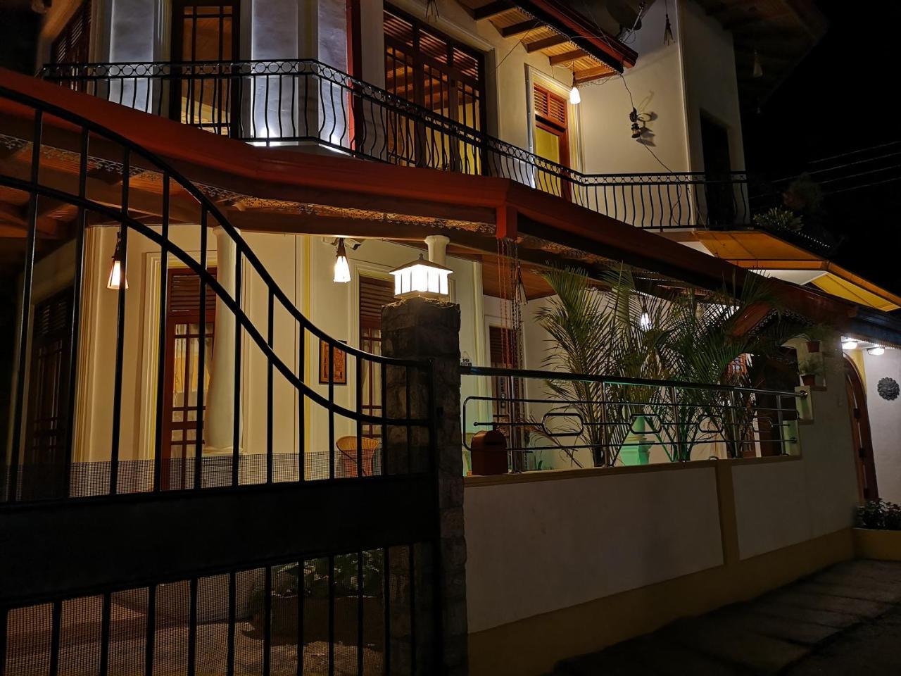 White House Ella Hotel Exterior foto